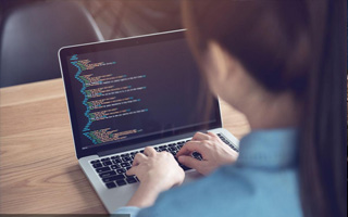 玉溪 api php源码,下载的php源码怎么运行呢？